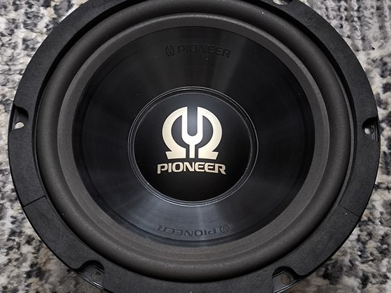 Pioneer TS-W251F basskõlar