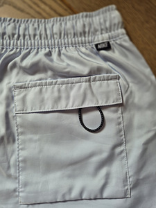 Nike (4 foto / 6)