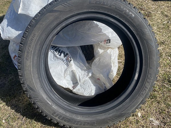 Зимние шины Laufenn I Fit Ice 205/55 R16 — комплект 4 шт