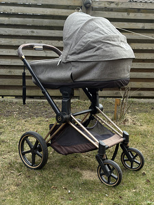 Коляска Cybex (1 фото из 7)