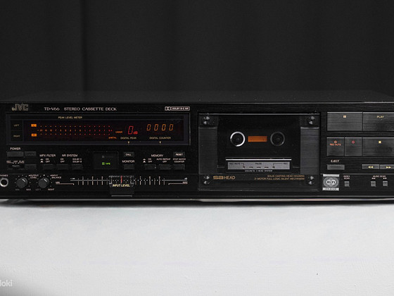 JVC TD-V66J (3 Head Cassette Deck)