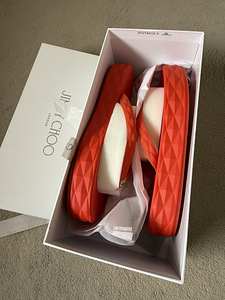 Шлепанцы Jimmy Choo (3 фото из 4)