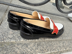 Туфли Christian Louboutin (3 фото из 3)