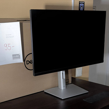 Dell P2422H monitor