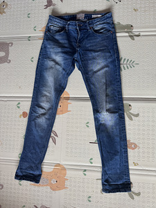 Джинсы Guess (1 фото из 2)