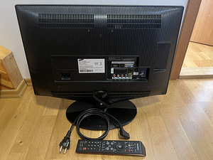 Samsung телевизор LE22B350F2W…. (4 фото из 7)
