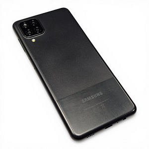 Mobiiltelefon Samsung Galaxy A12 64GB (3 foto / 5)
