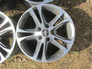 Диски Ford Mustang R17 5x114.3 (3 фото из 7)