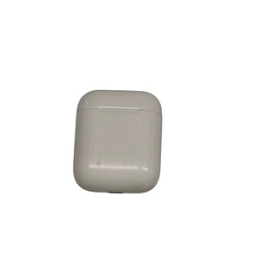 Беспроводные наушники Apple AirPods 1gen (4 фото из 6)