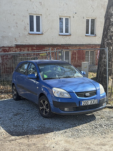 Kia Rio auto rentimine (1 foto / 3)