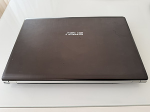 ASUS N56VZ (5 foto / 5)