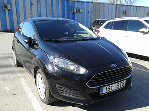 Продается Ford Fiesta (4 фото из 4)