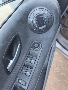 Renault Espace на запчасти (8 фото из 10)