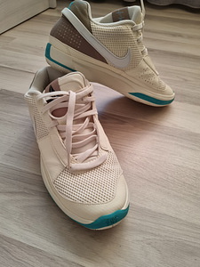 Nike tossud (1 foto / 1)