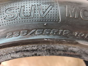 235/55R19 Hankook (3 фото из 4)