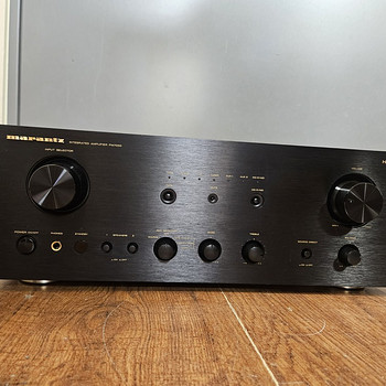 Marantz PM7000 Stereo Integrated Amplifier