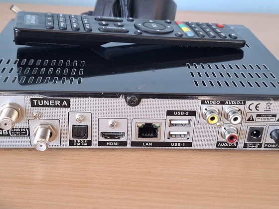 SATELLITE RECERVER VIPERCOMBO AMIKO