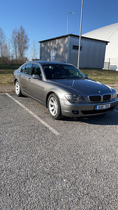 BMW 730 (2 фото из 10)
