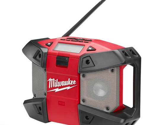 Аккумуляторное радио Milwaukee 12 JSR + ак. 2,0Ач
