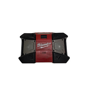 Аккумуляторное радио Milwaukee 12 JSR + ак. 2,0Ач (2 фото из 5)