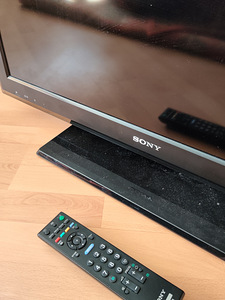 Sony (2 foto / 3)