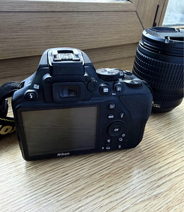 Nikon D3500+Nikkor 18-105 (2 фото из 3)