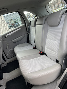 MERCEDES-BENZ B 180 CDI (10 фото из 10)
