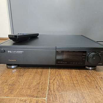 PANASONIC NV-FS100 S VHS-видеомагнитофон
