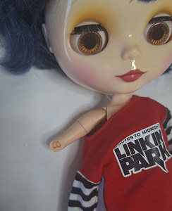 2 Blythe dolls (one custom) (3 foto / 3)