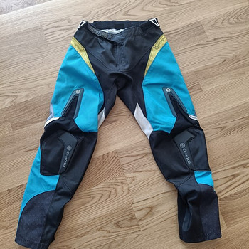 Laste kaitse püksid CF moto