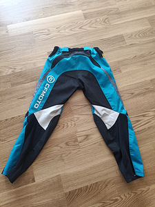 Детские защитные штаны CF moto (2 фото из 3)