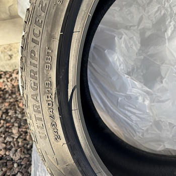 Kasutatud lamellrehvid Continental 245/40/ R19
