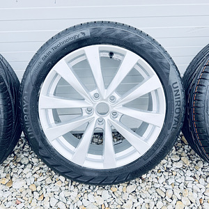 Диски R18 5x112 ET45 с новой резиной Uniroyal Rain Sport 5, (3 фото из 10)