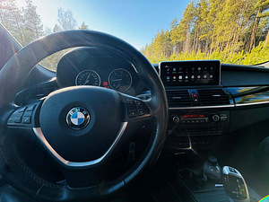 BMW X5 E70 (4 foto / 7)