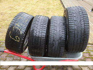 Литой диск Mercedes-Benz (3 фото из 3)