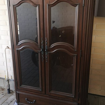 Классический шкаф 100x172x43 см