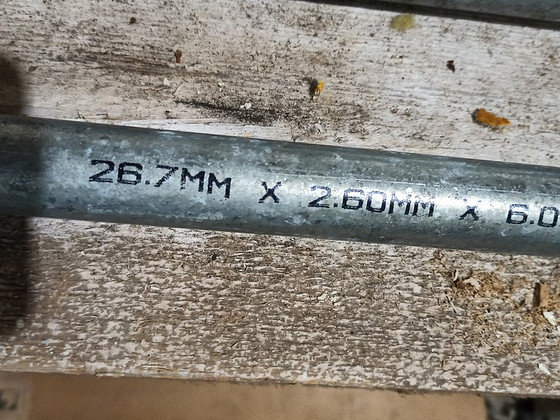 Оцинкованные трубы 3/4 6 штук длина по 3 метра всего 18метро