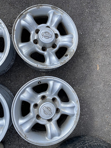 Valuveljed nissan 15” (terrano/patrol.) (2 foto / 4)