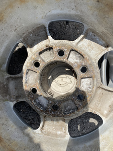Valuveljed nissan 15” (terrano/patrol.) (4 foto / 4)