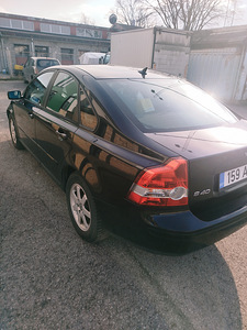 Volvo S40 (11 foto / 13)