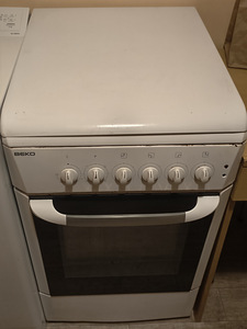 Kasutatud elektripliit, täiesti töökorras. (2 foto / 2)