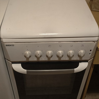 Kasutatud elektripliit, täiesti töökorras.