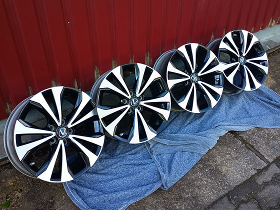 Диски Lexus R 18 5x114.3