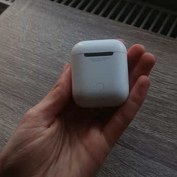 AirPods 2