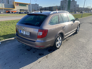 Продам Skoda Superb (1 фото из 8)