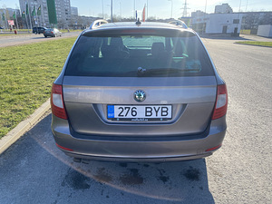 Продам Skoda Superb (4 фото из 8)