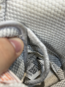 Женские кроссовки Nike (5 фото из 8)