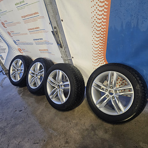 Диски 17 + Зимняя шина 215/55/ r17 112/5 audi,bmv (5 фото из 6)