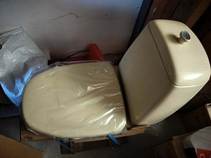 UUS KOMPLEKT: ARABIA WC ja kraanikaus (3 foto / 8)