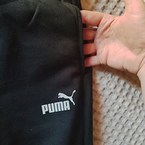 Новые женские брюки PUMA Essentials (прямой крой, без флиса) (2 фото из 7)
